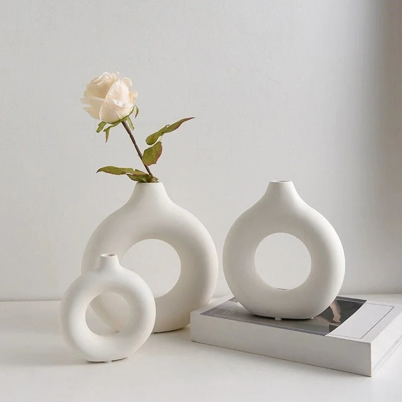 Ceramic White Vase Decorative - Ibis boutique 